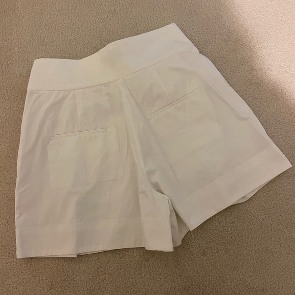 J. crew paperback shorts size 2 like new - Picture 3 of 11